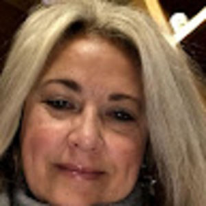 Meet your Posher, Pam